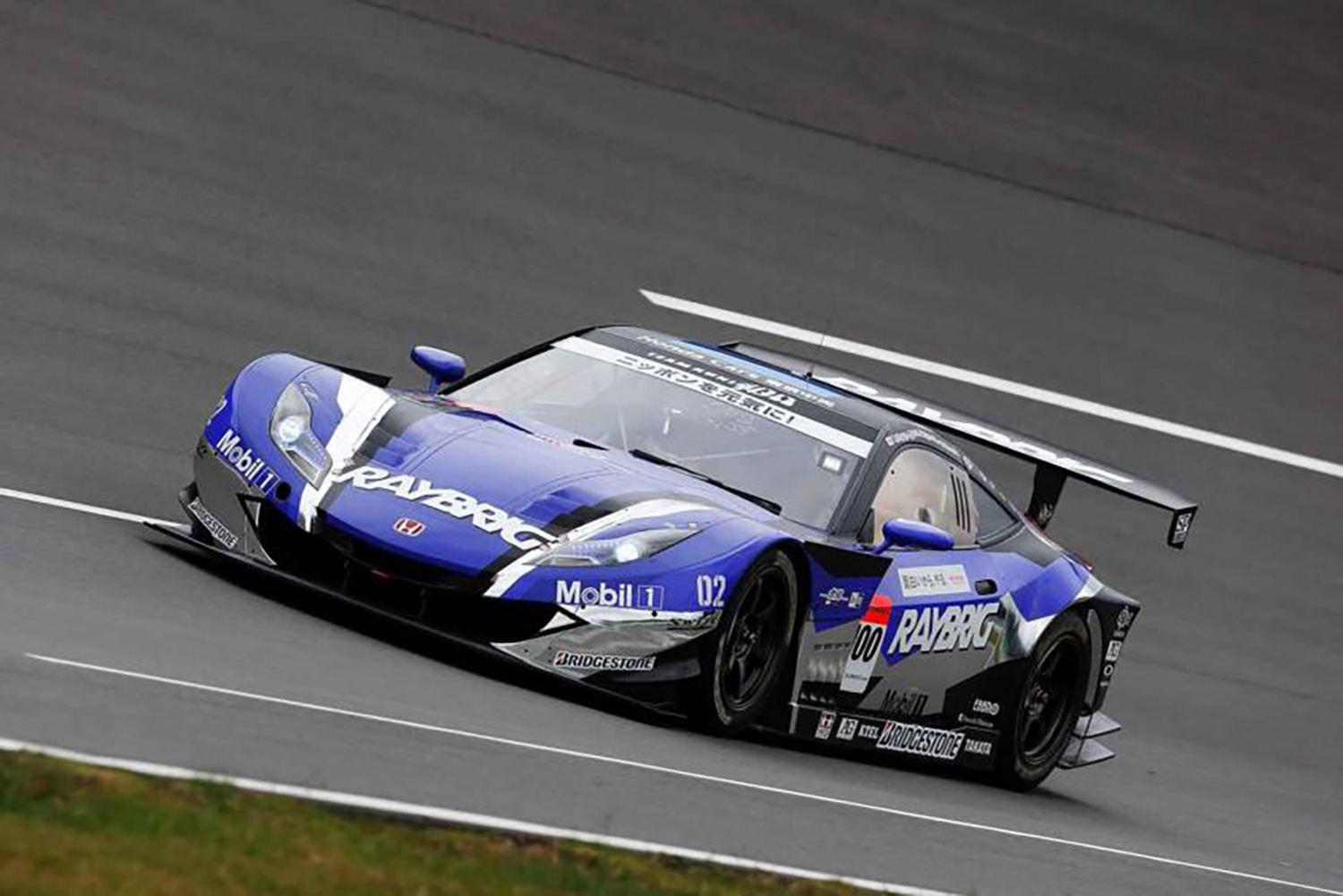 ホンダHSV-010のフロントスタイリング