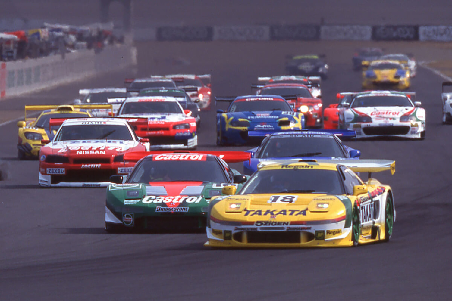 「売ってないクルマ」に「向いてないクルマ」とホンダのスーパーGTは「ベース車」で苦労の連続！　 〜 画像19