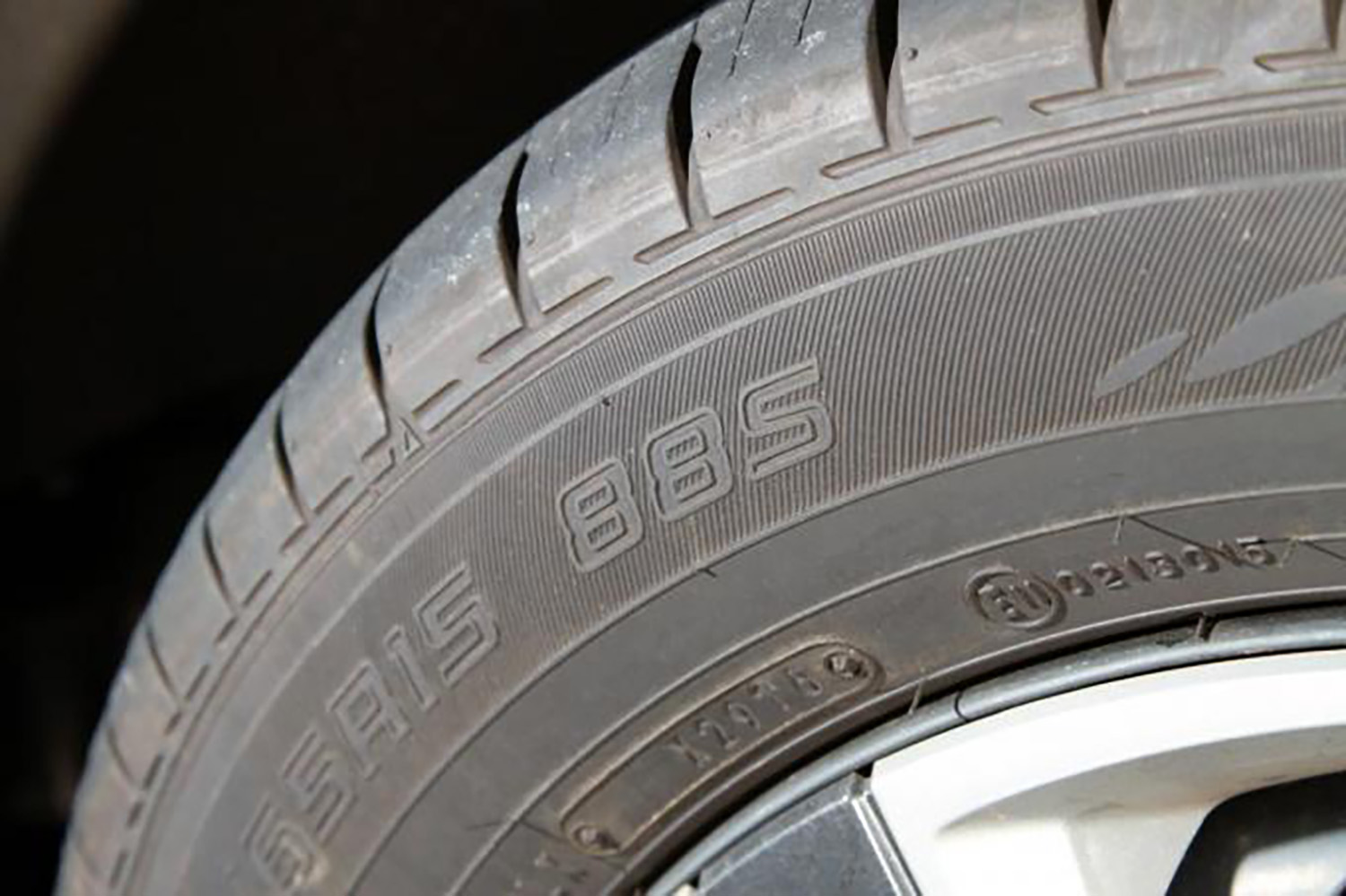 タイヤに記される「ロードインデックス」の意味 〜 画像5