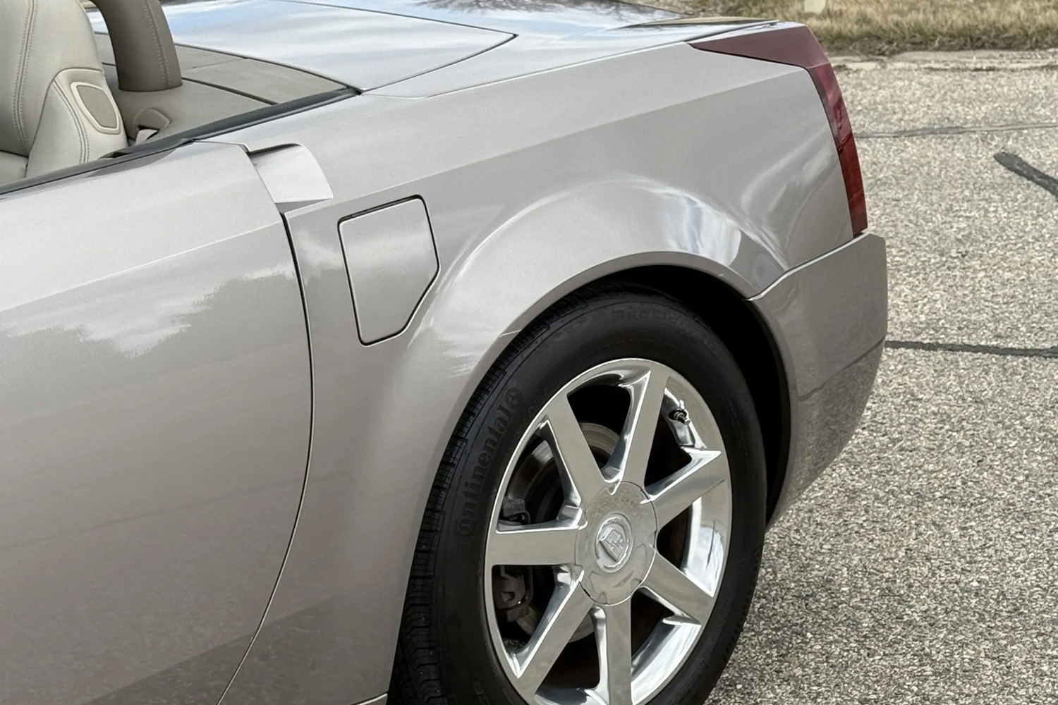 メルセデス・ベンツ SLの対抗馬を目指したキャデラックXLR 〜 画像9