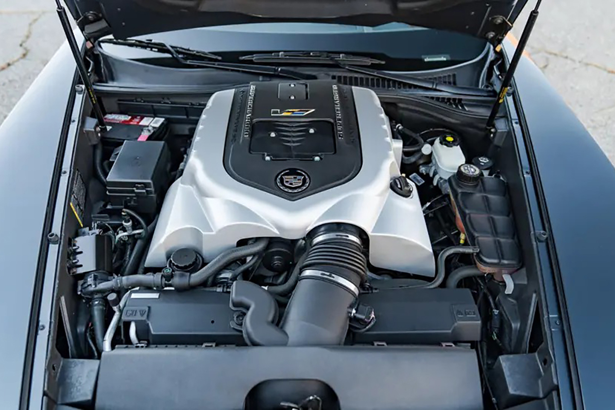 メルセデス・ベンツ SLの対抗馬を目指したキャデラックXLR 〜 画像23