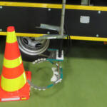 【画像】高速道路の工事規制で使われるカラーコーンは設置も回収も「手」って危険すぎるだろ！　というわけで自動化……に取り組むもなかなか難しい課題だった 〜 画像4