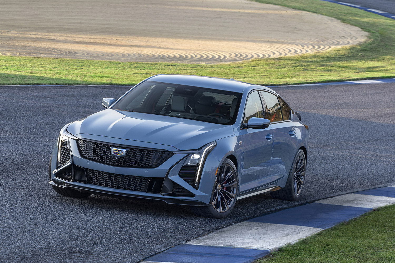 キャデラックのハイパフォーマンスライン「V」シリーズ 〜 画像20