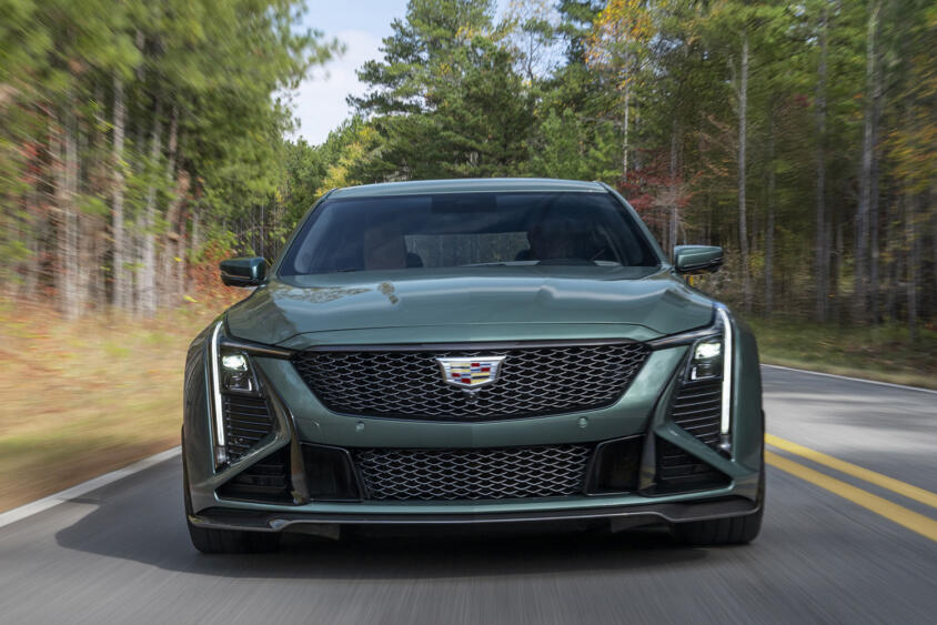 AMGとかMに匹敵するパフォーマンス！　キャデラックの「Ｖ」が狂気のバカッ速っぷりだった