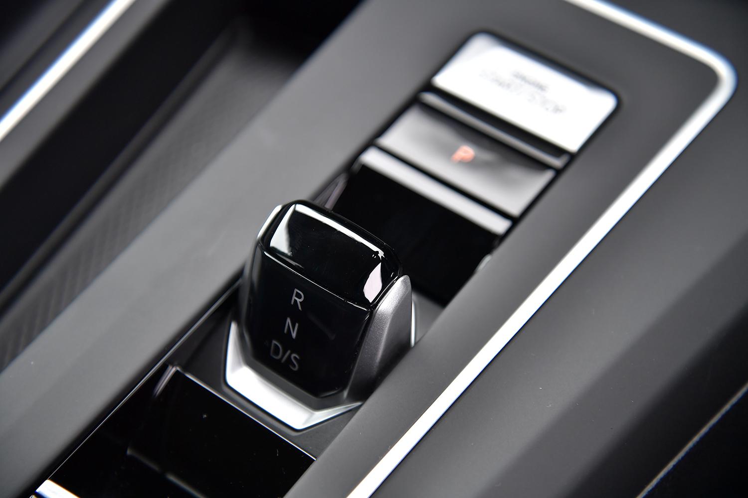 電気式シフトスイッチ