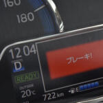 イマドキ軽だって商用車だって付いてるのになぜ？　路線バスに先進安全装備が採用されないワケ