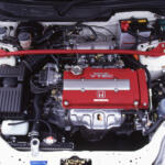 【画像】EK9命の編集部員がFD2に乗ってみた！　どっちのシビック タイプＲがいい……ってFD2の魅力にやられてしまった 〜 画像18