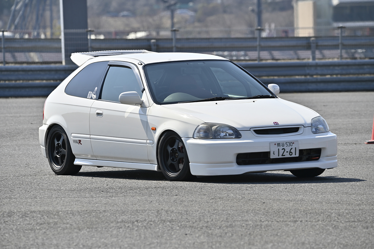 最後のNAエンジン搭載のタイプR「FD２」にEK９オーナーが乗ったら感激の嵐だった 〜 画像2