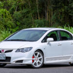 【画像】EK9命の編集部員がFD2に乗ってみた！　どっちのシビック タイプＲがいい……ってFD2の魅力にやられてしまった 〜 画像19