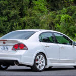 【画像】EK9命の編集部員がFD2に乗ってみた！　どっちのシビック タイプＲがいい……ってFD2の魅力にやられてしまった 〜 画像9