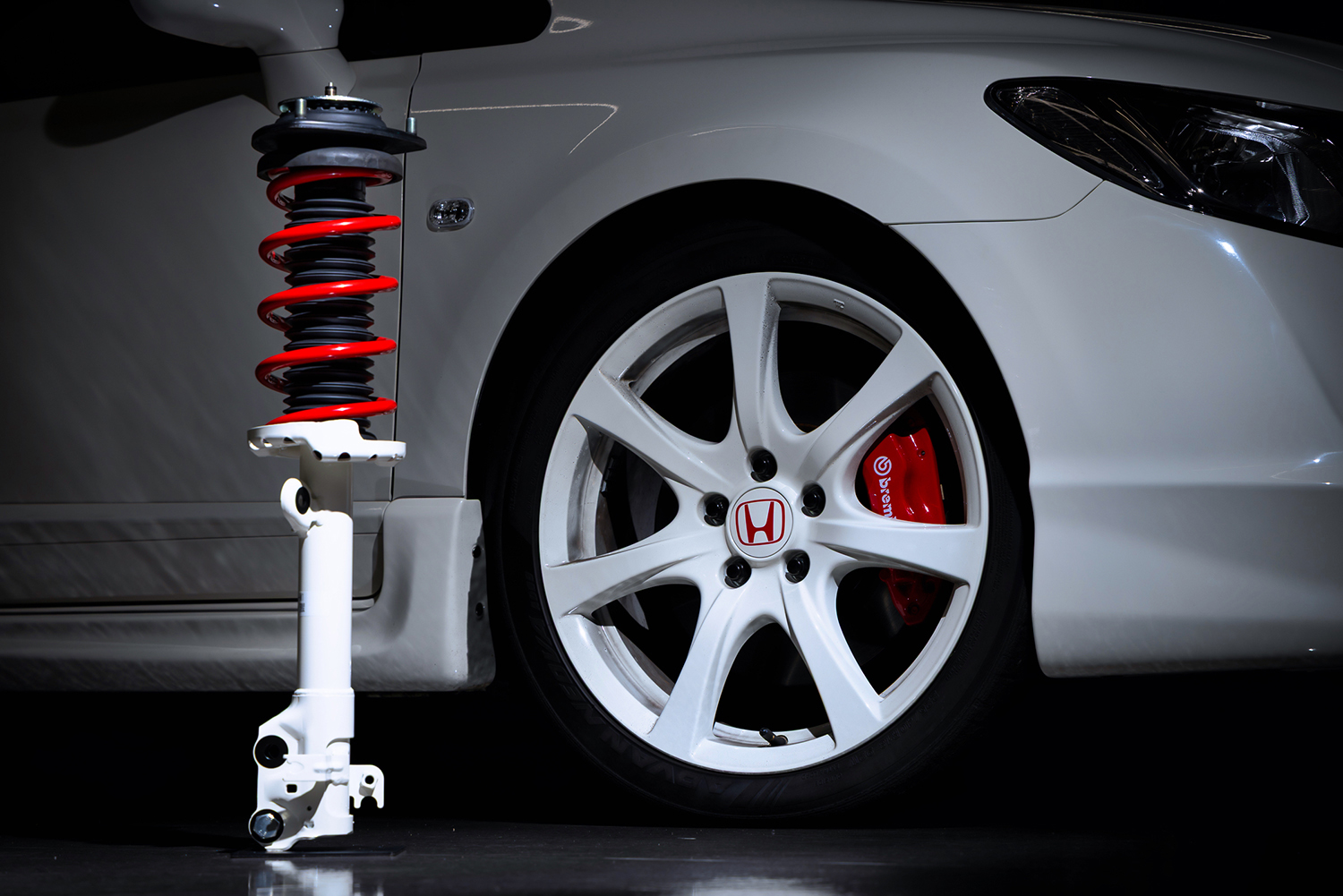 ホンダ・シビックタイプR（FD2）のモデューロ製サスペンション 〜 画像23