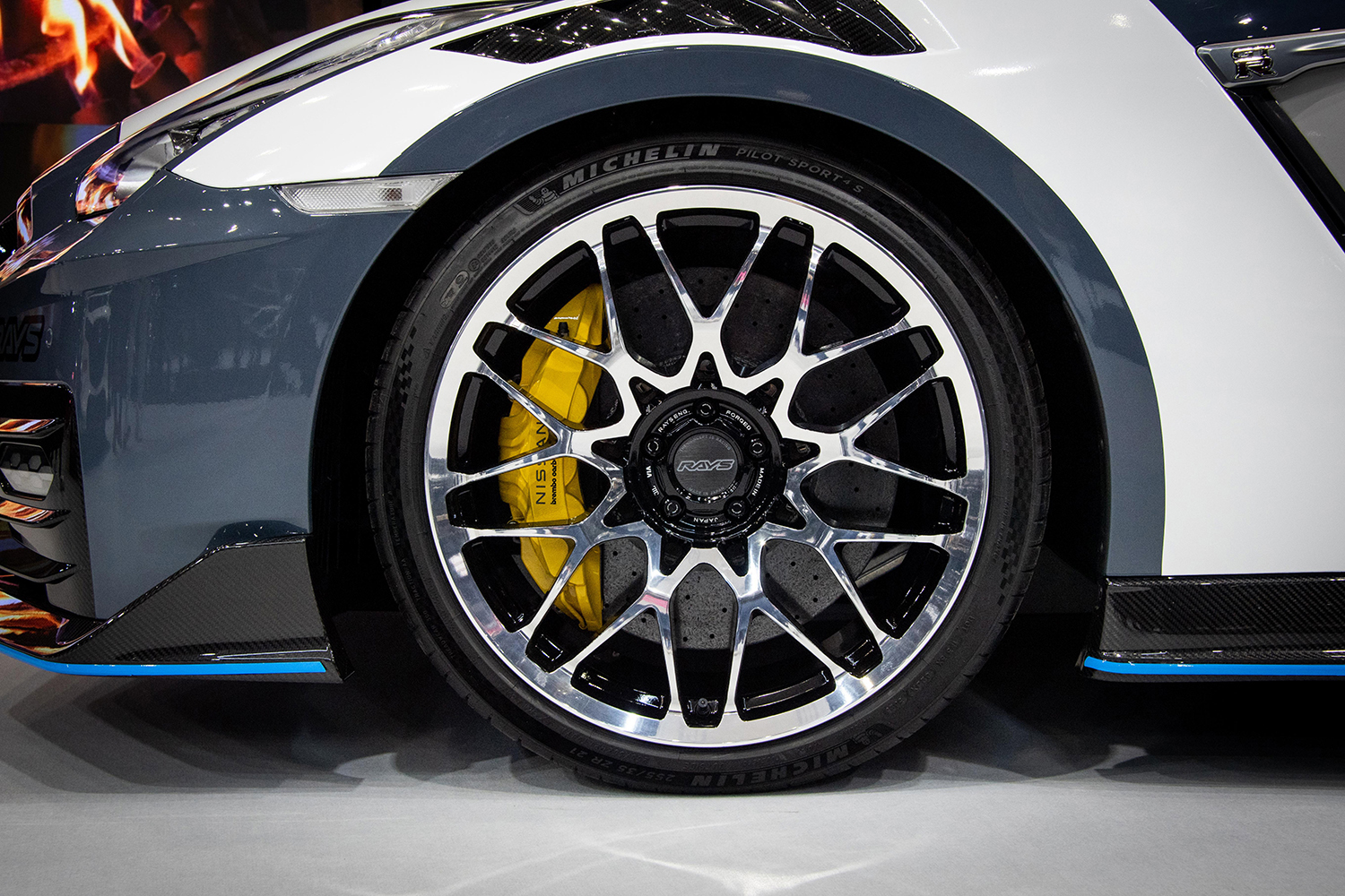 RAYSのホイールのイメージ