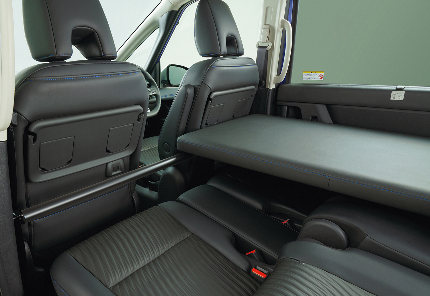 日産セレナに設定された「マルチベッド」と「マルチボックス」がアウトドアファン必見だった 〜 画像1