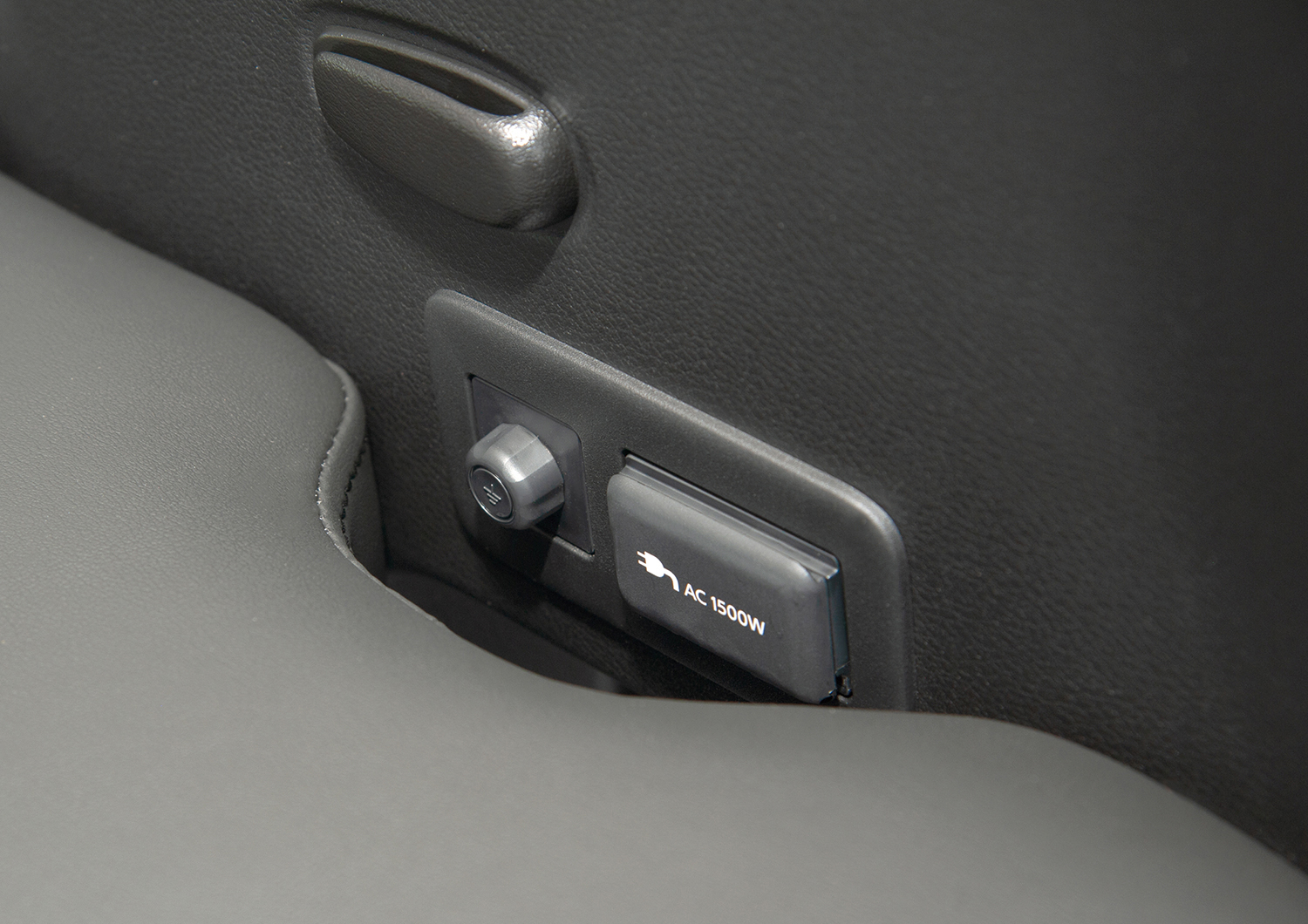 日産セレナに設定された「マルチベッド」と「マルチボックス」がアウトドアファン必見だった 〜 画像2