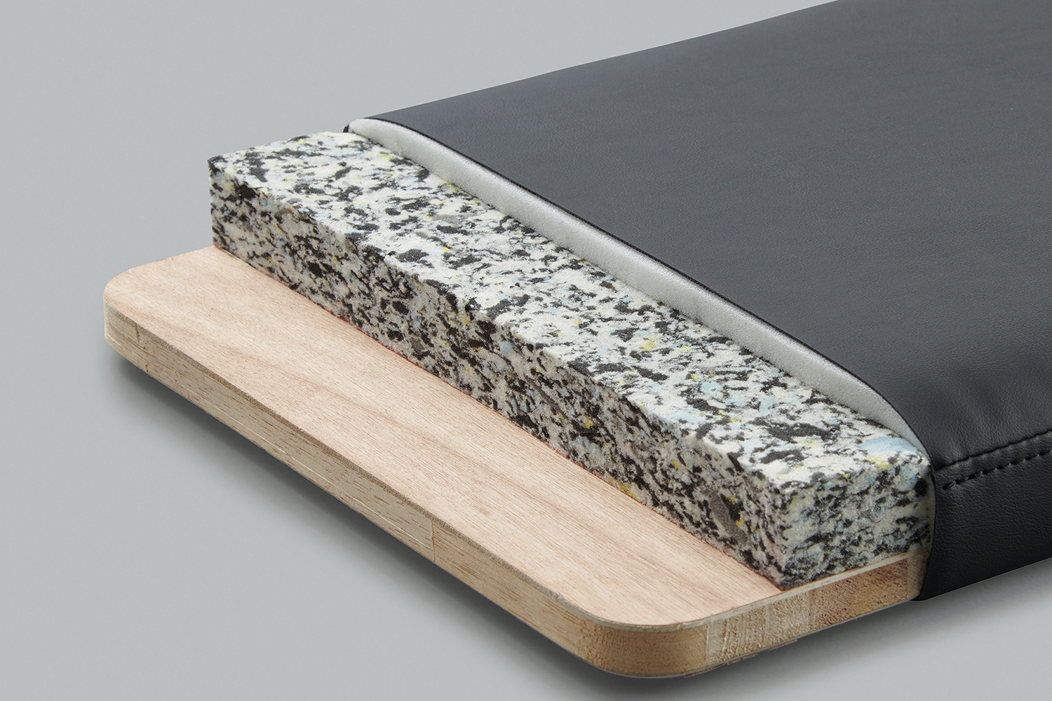 日産セレナに設定された「マルチベッド」と「マルチボックス」がアウトドアファン必見だった 〜 画像4