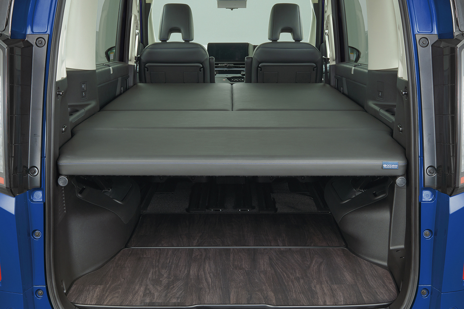 日産セレナマルチベット