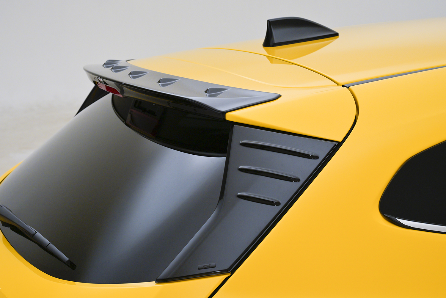 スバルが「WRX STI Sport♯」をはじめとした特別仕様車を大量発表で会場大盛り上がり【東京オートサロン2026】 〜 画像42