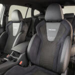 【画像】WRXに待望のMTモデルが登場！　いまなら「生」で見て触れられる!!【東京オートサロン2026】 〜 画像52