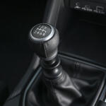 【画像】WRXに待望のMTモデルが登場！　いまなら「生」で見て触れられる!!【東京オートサロン2026】 〜 画像86