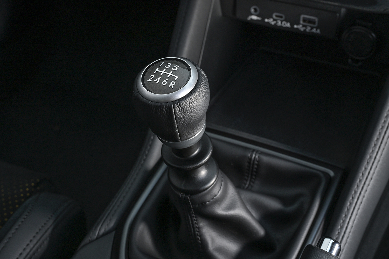 スバルが「WRX STI Sport♯」をはじめとした特別仕様車を大量発表で会場大盛り上がり【東京オートサロン2026】 〜 画像86