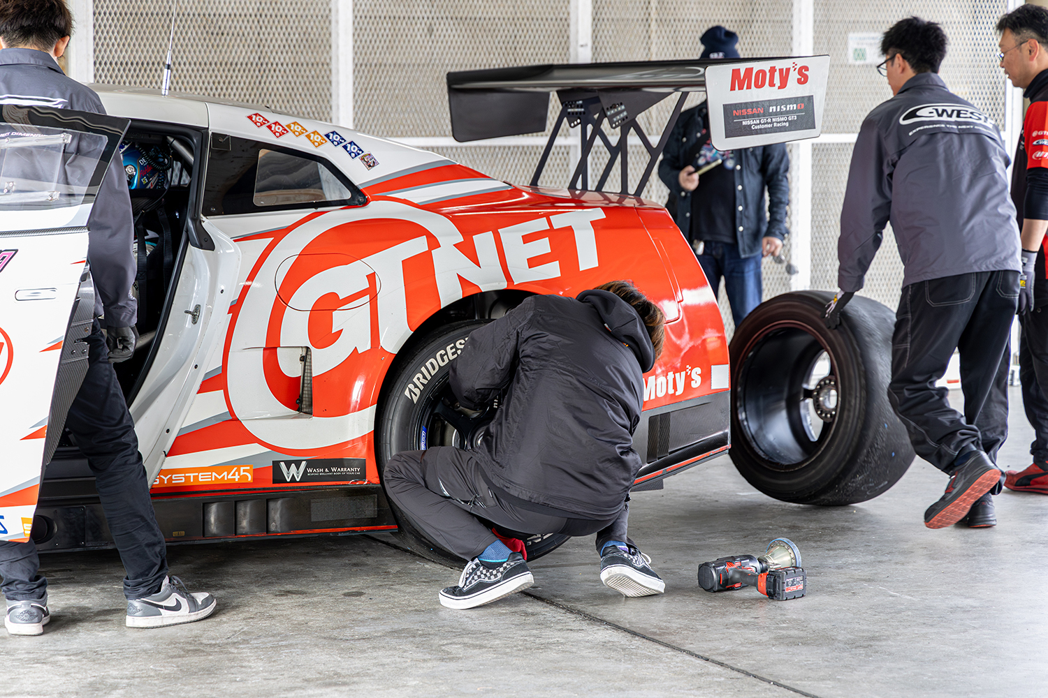 　「オートメッセリアルin岡山国際サーキット2025」にてGT NETがGTマシンの同乗体験を開催 〜 画像12