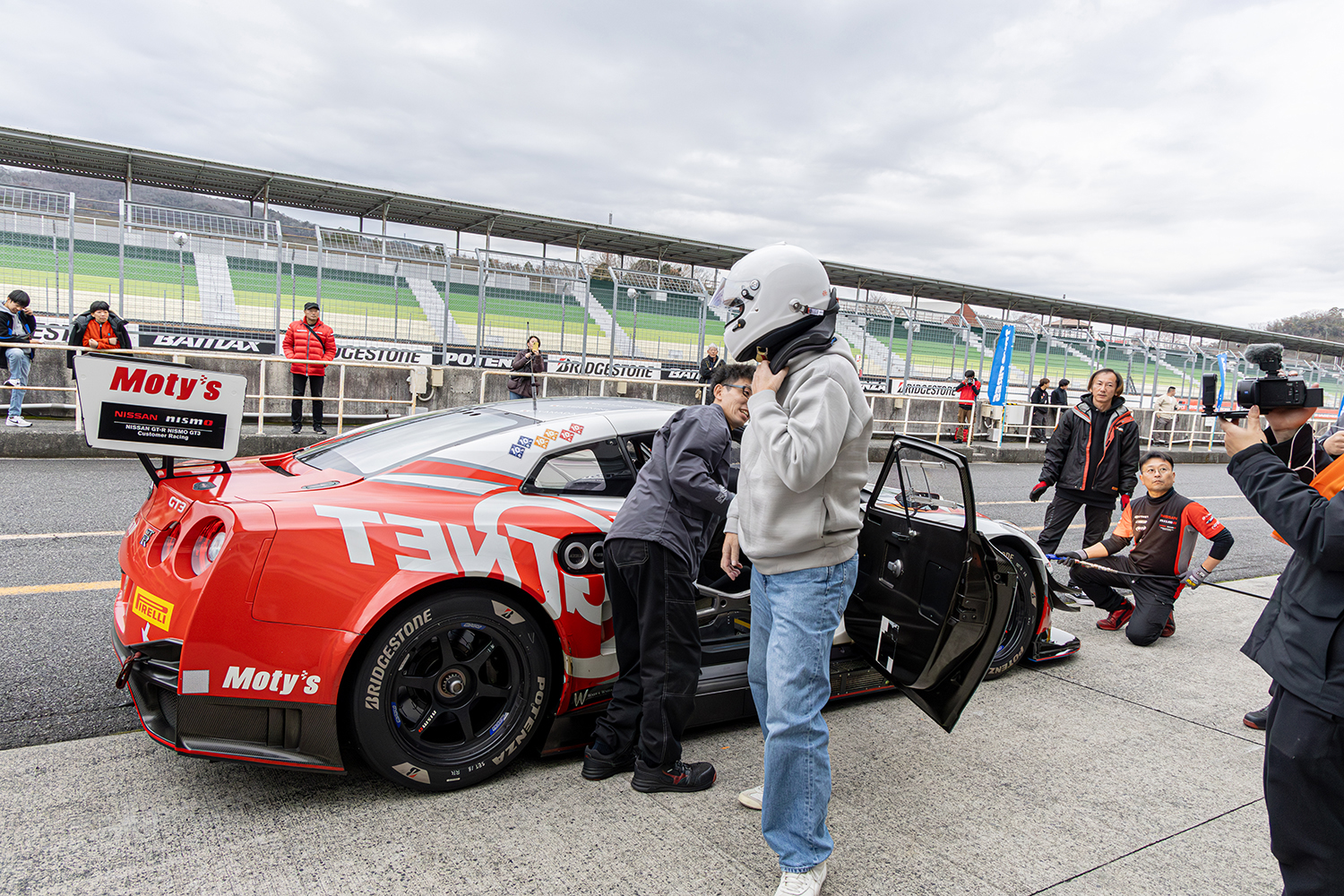 　「オートメッセリアルin岡山国際サーキット2025」にてGT NETがGTマシンの同乗体験を開催 〜 画像24