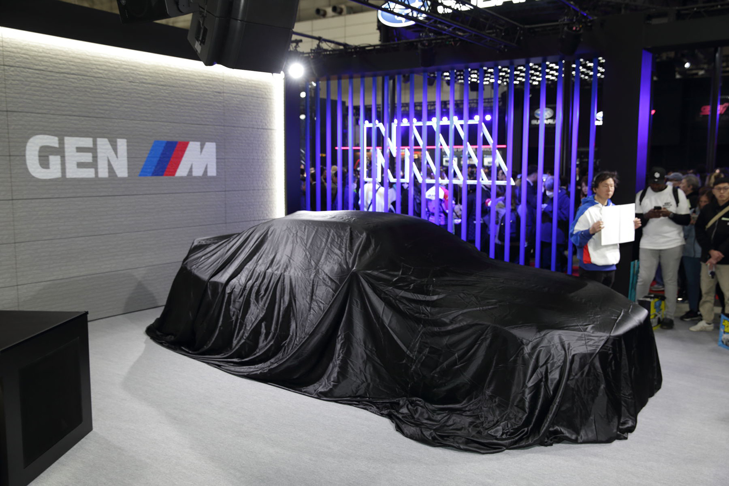 BMWブースにて話題のM２CSを日本初公開 〜 画像2