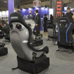 【画像】ずらり並んだシートを一気座りで比べたら即購入！　BRIDEブースなら絶対後悔しないシート選びができる【東京オートサロン2026】 〜 画像6