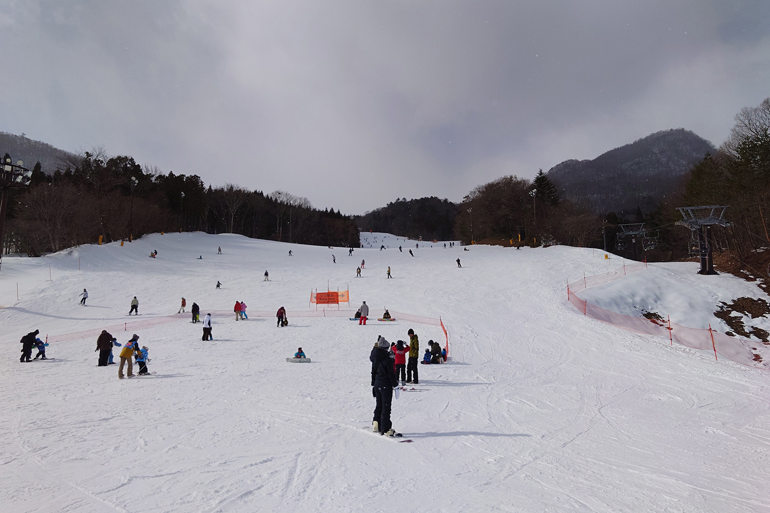 クルマ関連のブランドが関わっているスノーボードギアがあった 〜 画像7