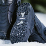 【画像】クルマとスノボがここまで相性いいなんて！　クルマ関連企業がかかわったスノボギアたち 〜 画像21