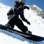 【画像】クルマとスノボがここまで相性いいなんて！　クルマ関連企業がかかわったスノボギアたち 〜 画像28