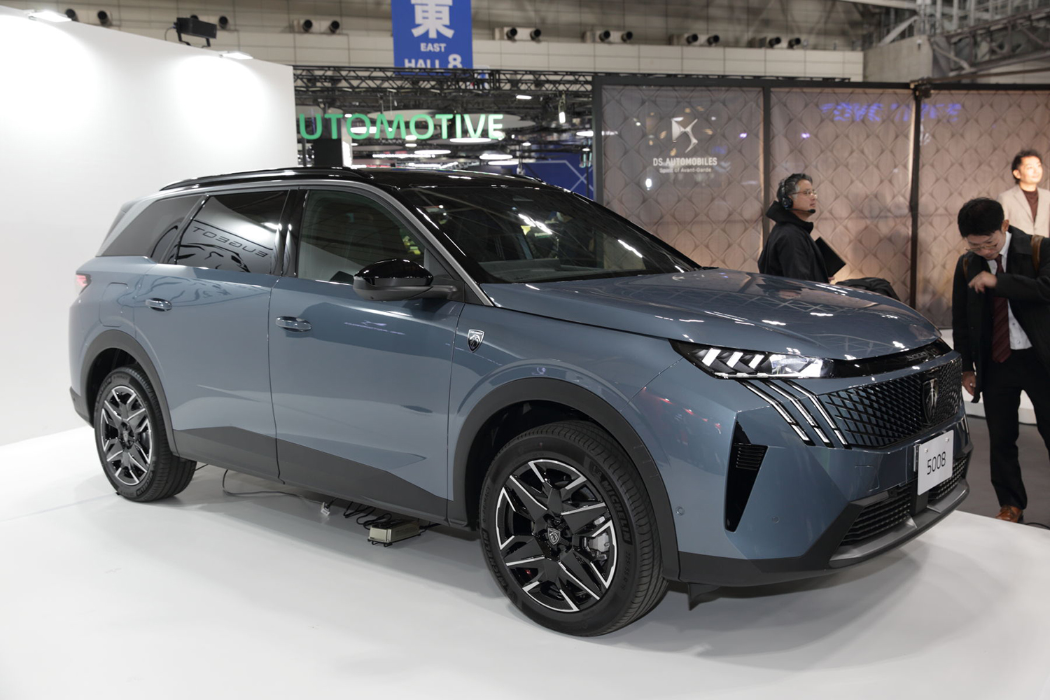 東京オートサロン2026のステランティスブースの様子