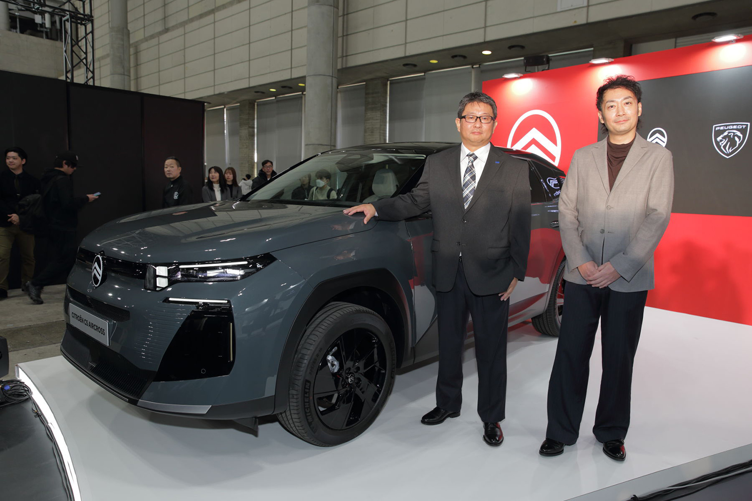 ステランティスが「プジョー」「シトロエン」「DS」を東京オートサロンに持ってきたワケ【東京オートサロン2026】