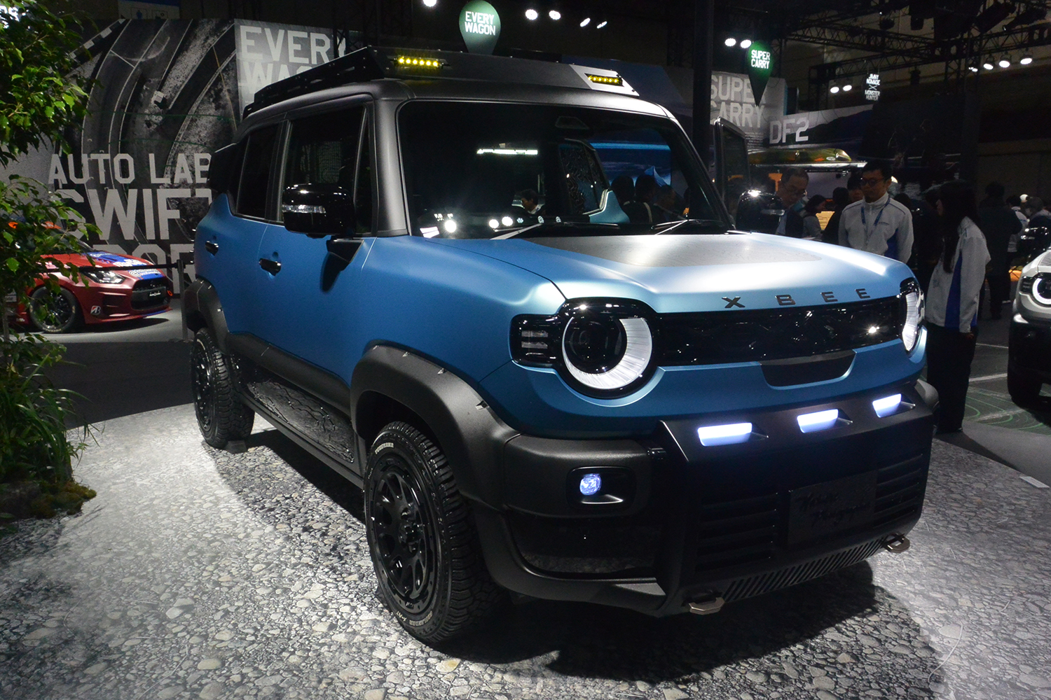 スズキ・クロスビー「ネイチャー・フォトグラファー」