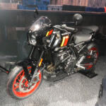 【画像】「モンハン」コラボのジムニーとかゲームファンも熱くなること確実！　スズキのクルマたちがあらゆる人の冒険心をかき立てる!!　【東京オートサロン2026】 〜 画像20