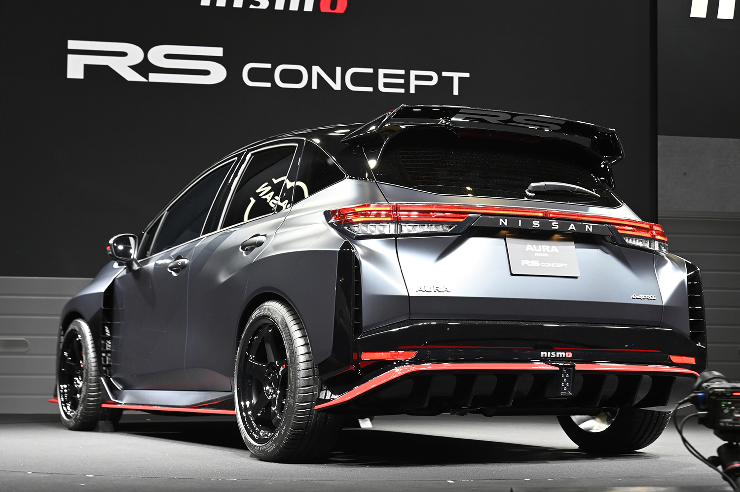 日産が初公開した「オーラNISMO RSコンセプト」は市販化の可能性も十分にあるぞ 〜 画像11