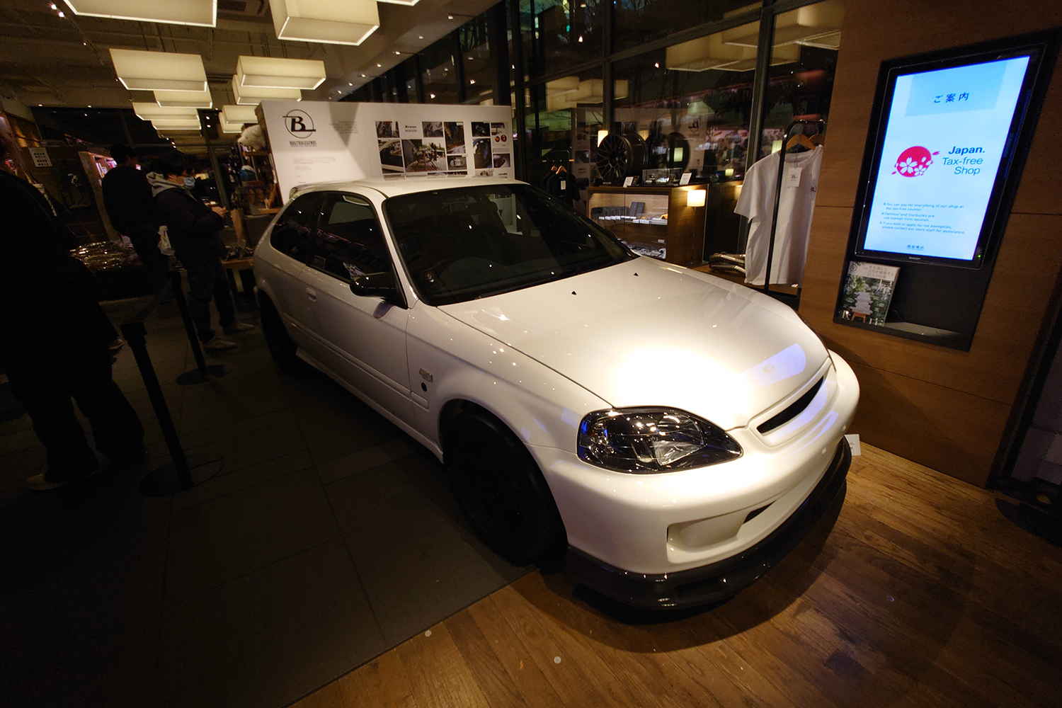 「Built By Legends」が美術品クオリティで仕上げた初代シビック タイプRを公開 〜 画像2