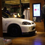 【画像】初代シビック タイプＲマニアはとりあえず拝んどけ！　レジェンド級の職人たちがレストモッドしたEK9のクオリティに卒倒しそう 〜 画像28