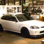 【画像】初代シビック タイプＲマニアはとりあえず拝んどけ！　レジェンド級の職人たちがレストモッドしたEK9のクオリティに卒倒しそう 〜 画像29