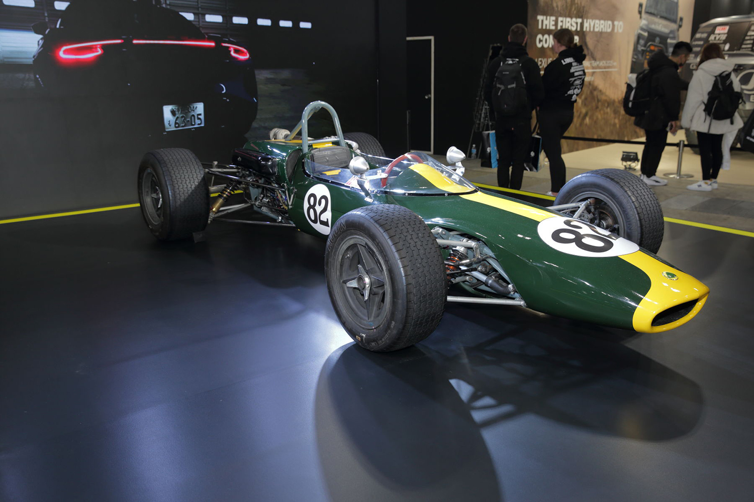 ロータスブースに世界限定60台のエミーラ・クラーク エディション現る【東京オートサロン2026】