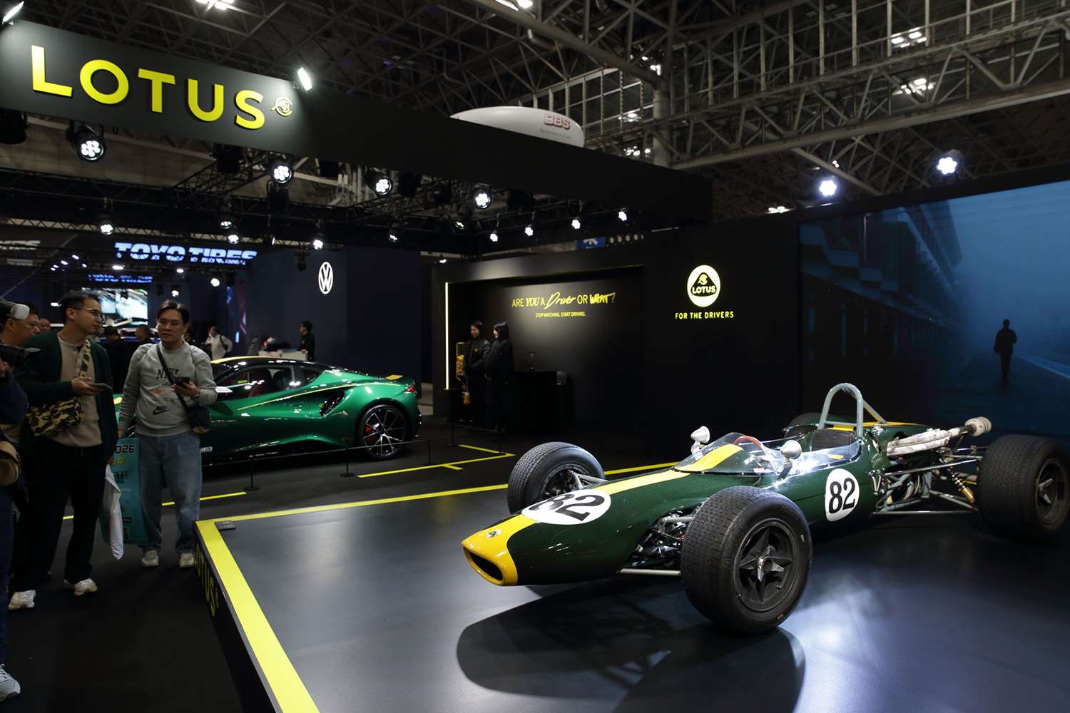 ロータスブースに世界限定60台のエミーラ・クラーク エディション現る【東京オートサロン2026】
