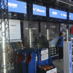 【画像】ドライブもウォーキングも叶える夢のドライビングシューズ誕生！　ミズノはクルマ好き要注目ブランドに進化していた【東京オートサロン2026】 〜 画像7