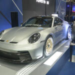 【画像】大人気タイヤ「オープンカントリー」シリーズが大集合！　真っ青に染まったトーヨータイヤブースはモータースポーツファン必見【東京オートサロン2026】 〜 画像3