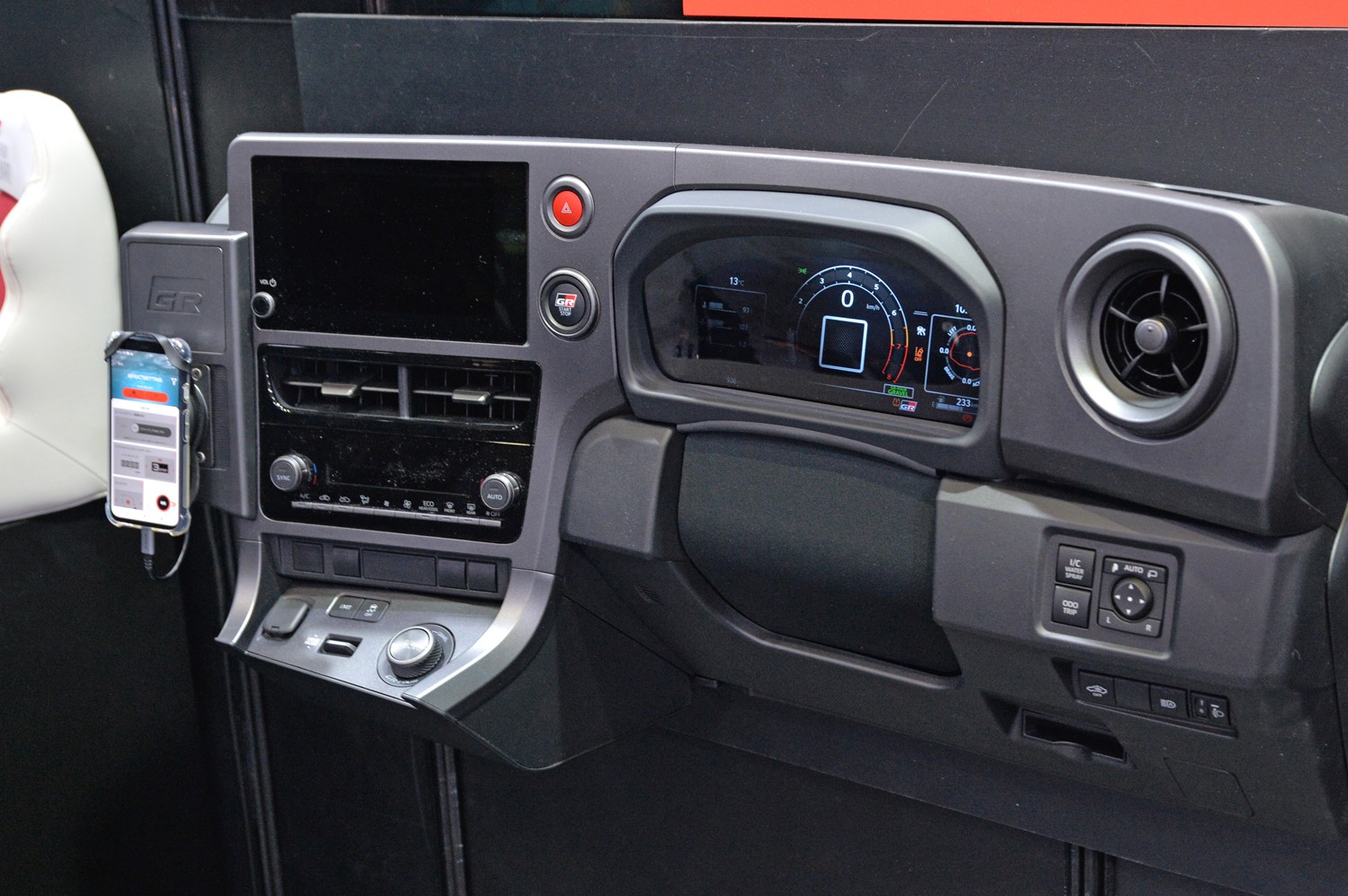 ただ新車を展示しただけじゃないトヨタブースはクルマ好きが羨むプランに溢れていた【東京オートサロン2026】 〜 画像1