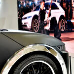 【画像】ヒョンデが世界的ギタリスト「MIYAVI」とコラボ！　IONIQ5の大容量電源があればこんなオーディオカスタムも自在【東京オートサロン2026】 〜 画像3