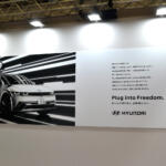 【画像】ヒョンデが世界的ギタリスト「MIYAVI」とコラボ！　IONIQ5の大容量電源があればこんなオーディオカスタムも自在【東京オートサロン2026】 〜 画像7