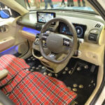 【画像】ヒョンデが世界的ギタリスト「MIYAVI」とコラボ！　IONIQ5の大容量電源があればこんなオーディオカスタムも自在【東京オートサロン2026】 〜 画像17