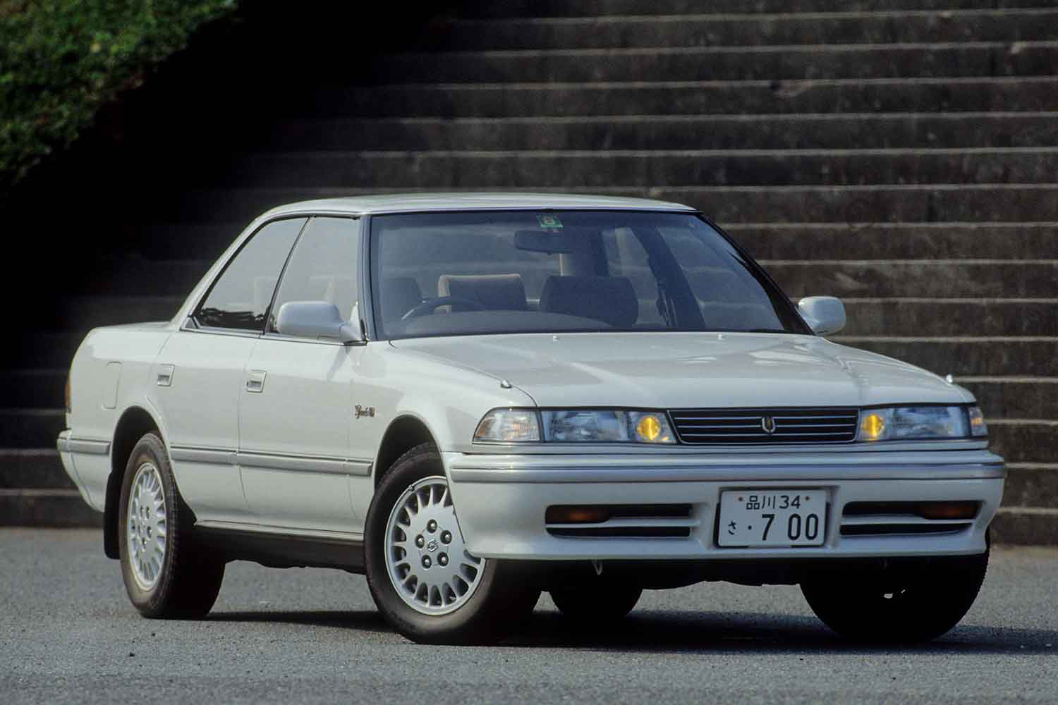 トヨタ・マークII（GX81型）