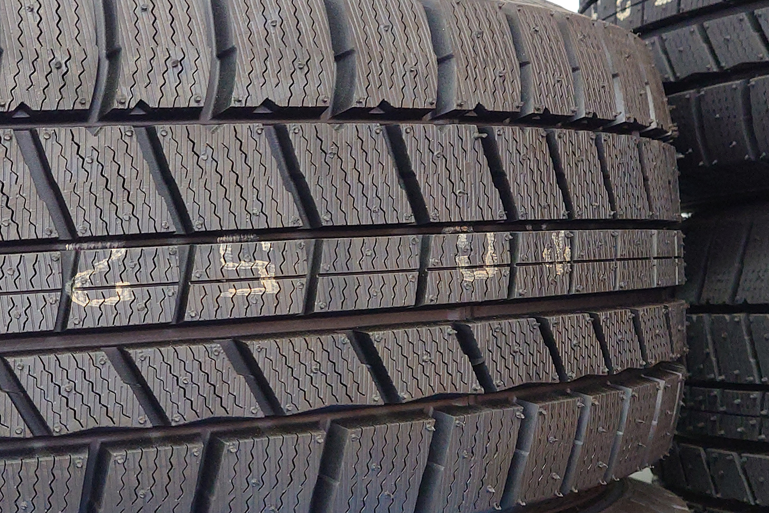 プライベートブランドのタイヤがぶっちぎりのコストパフォーマンスを発揮していた 〜 画像16