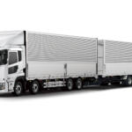 【画像】運転経験者でもバックや駐車は難しい！　想像どおりトレーラーの運転はめちゃくちゃ大変だった 〜 画像2